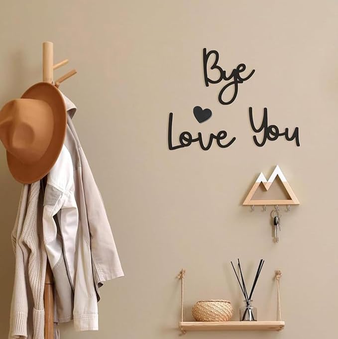 "Love you Bye" ✨Väggdekoration i trä – Skadar inte väggen
