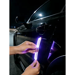 🚗Solcellsdriven RGB-varningslampa för bildörrar – automatisk kollisionsavvärjningslist